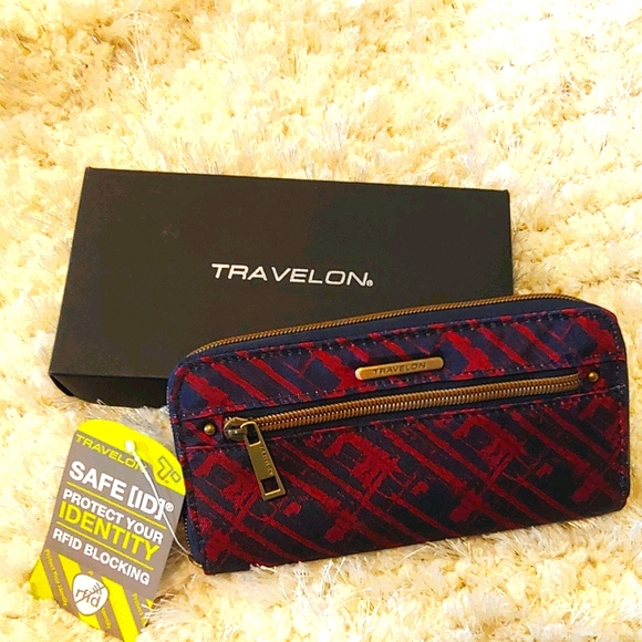 Travelon Handbags - Travelon RFID Blocking Phone Clutch Wallet
